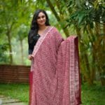 Giva maroon