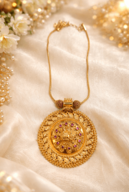 Anugraha Pendant chain